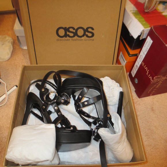 ASOS "Noughtie" Black Riveted Strap Heels - Picture 5 of 5